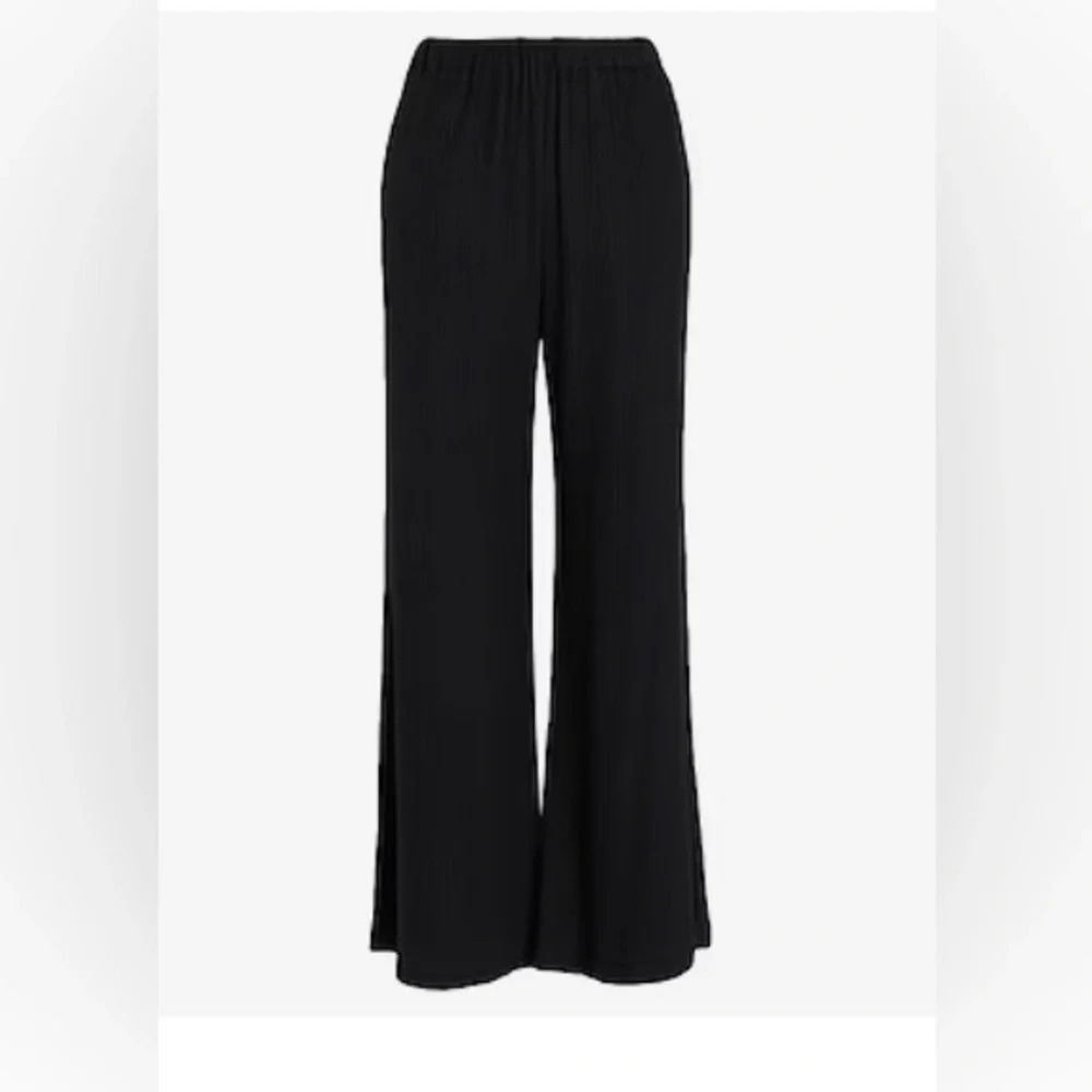 Merci…Ribbed Flare Pant Black Size L Pull on Viscose Comfy Cozy Bootcut NWT